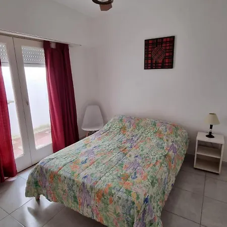 Departamentos Calle 8 Apartment Necochea Exterior photo